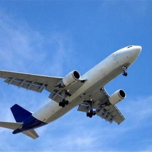 Σφαιρικό φορτίο UPS που διαβιβάζει την Κίνα Σαγκάη από σπίτι σε σπίτι υπηρεσία DDP DDU διοικητικών μεριμνών της Ισπανίας στη σαφή
